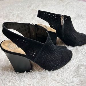 Vince Camuto Black Open Toe Shoes Size 7